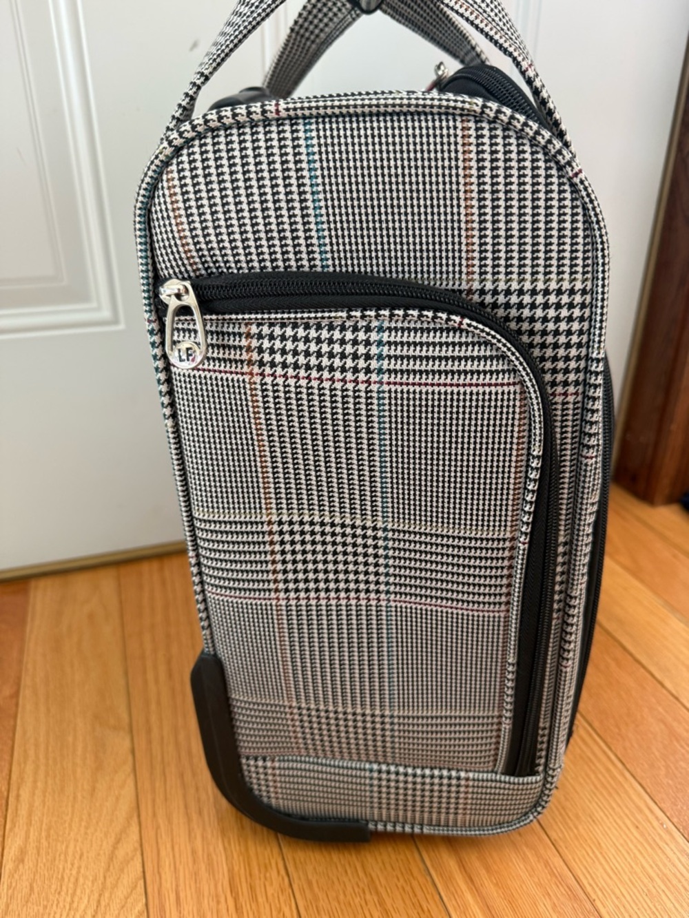 London Fog Black & White Plaid Rolling Travel Bag - Picture 3 of 13